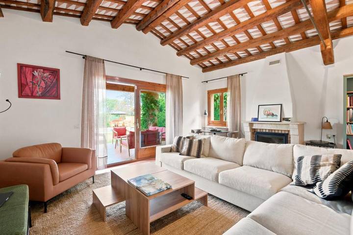 Casa rural para 8 personas, con Balcón y Terraza además de Jardín y Piscina en Peralada - 4
