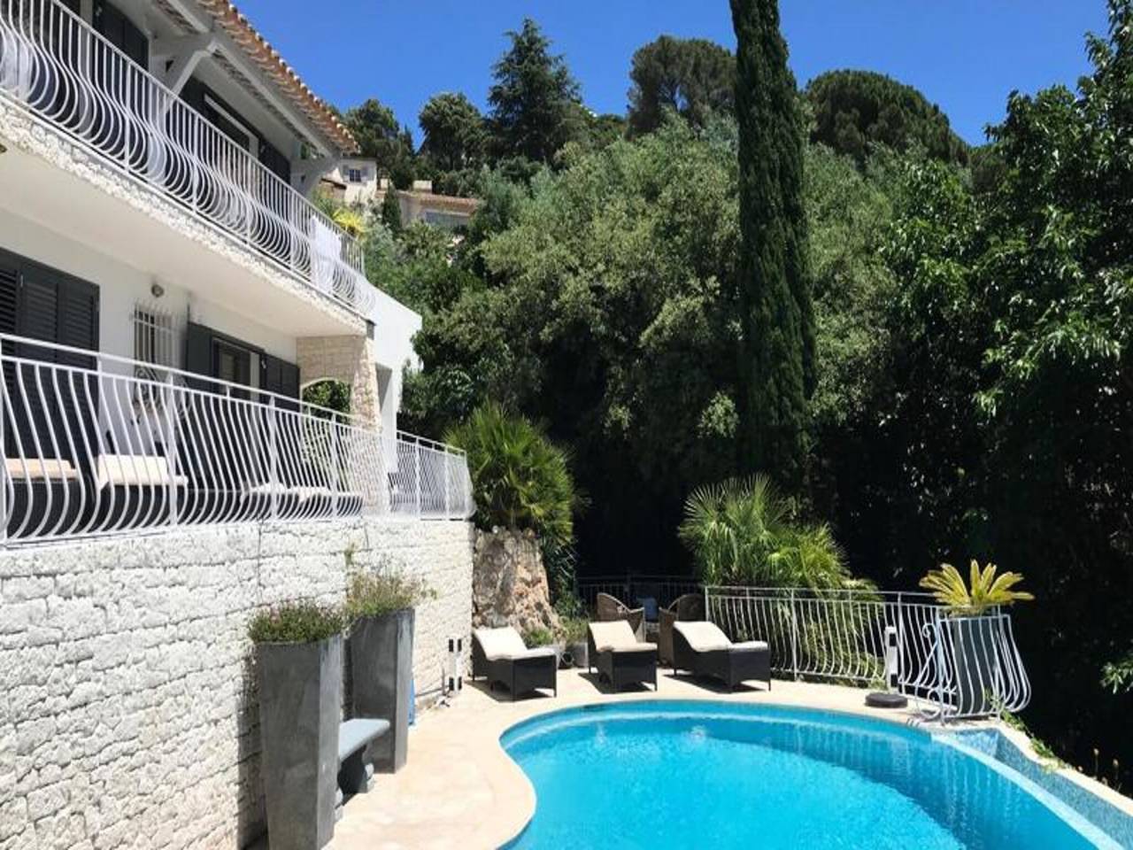 Appartement entier, Villa avec piscine et vue sur la mer en Côte d'Azur in Les Issambres, Roquebrune-sur-Argens