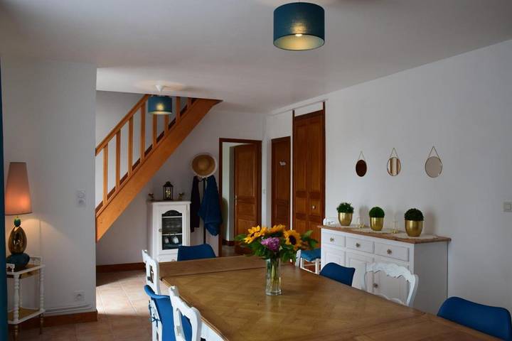 Location de vacances pour 11 personnes, avec jardin, adapté aux familles à Saint-Jean-le-Thomas - 2