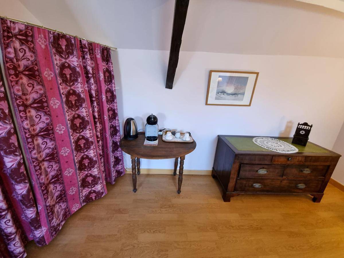 Double Room in Theix, Côte des Mégalithes