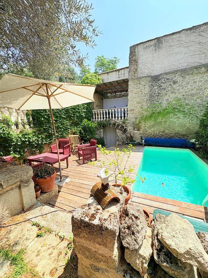 Chalet para 4 personas, con vistas además de terraza y piscina - 1