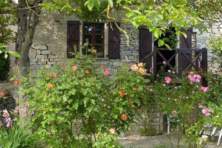 Ganze Wohnung, Kleines Studio für 2 in den Schluchten des Aveyron in Quercy