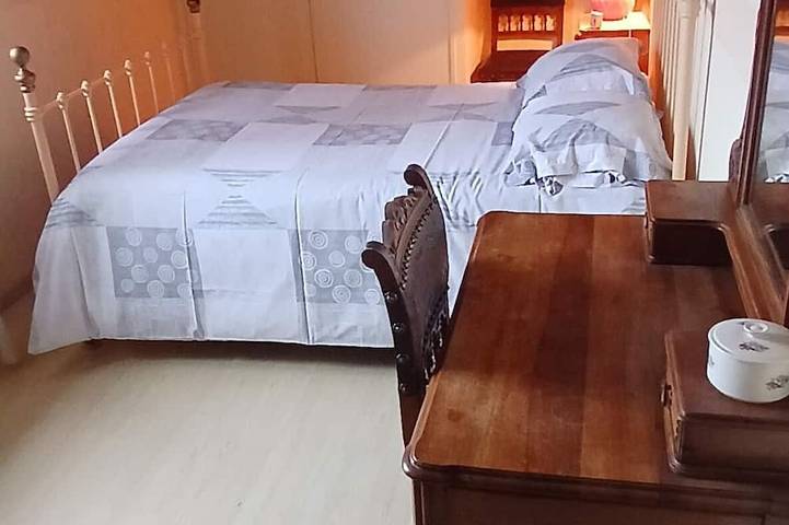 Location de vacances pour 10 personnes, avec terrasse et jardin à Taussac - 3