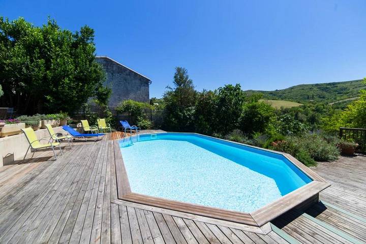 Location de vacances pour 8 personnes, avec vue et piscine à Laurac - 3