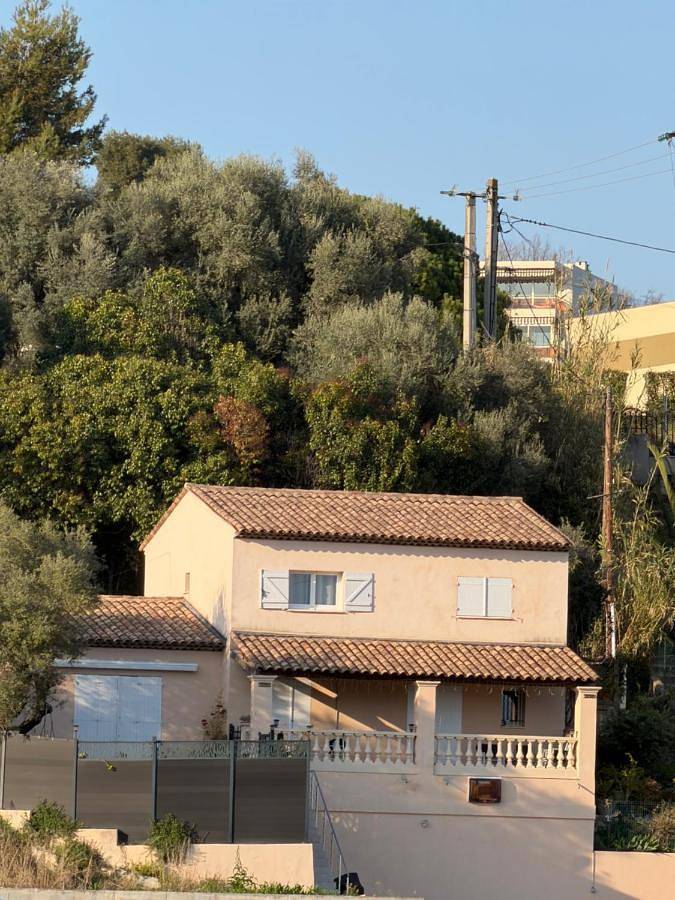 Villa pour 7 personnes, avec vue et jardin, animaux acceptés à Villeneuve-Loubet - 2