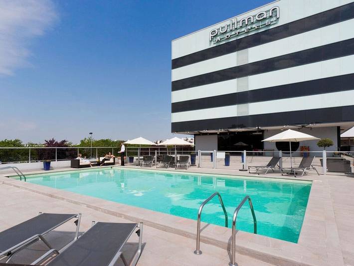 Hôtel pour 2 personnes, avec jardin et piscine, animaux acceptés