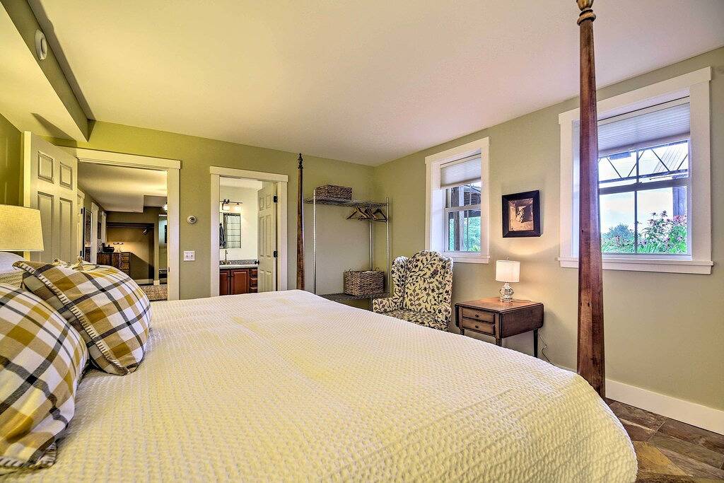 Neu! Hardwick Home auf Motorschlitten & Wanderwegen! in Hardwick, Caledonia County