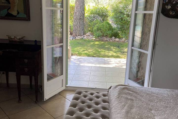 Chambre d’hôte pour 6 personnes, avec piscine à Mallemort - 2