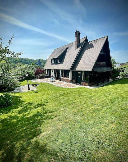 Location de vacances pour 6 personnes, avec jardin à Anneville-sur-Scie