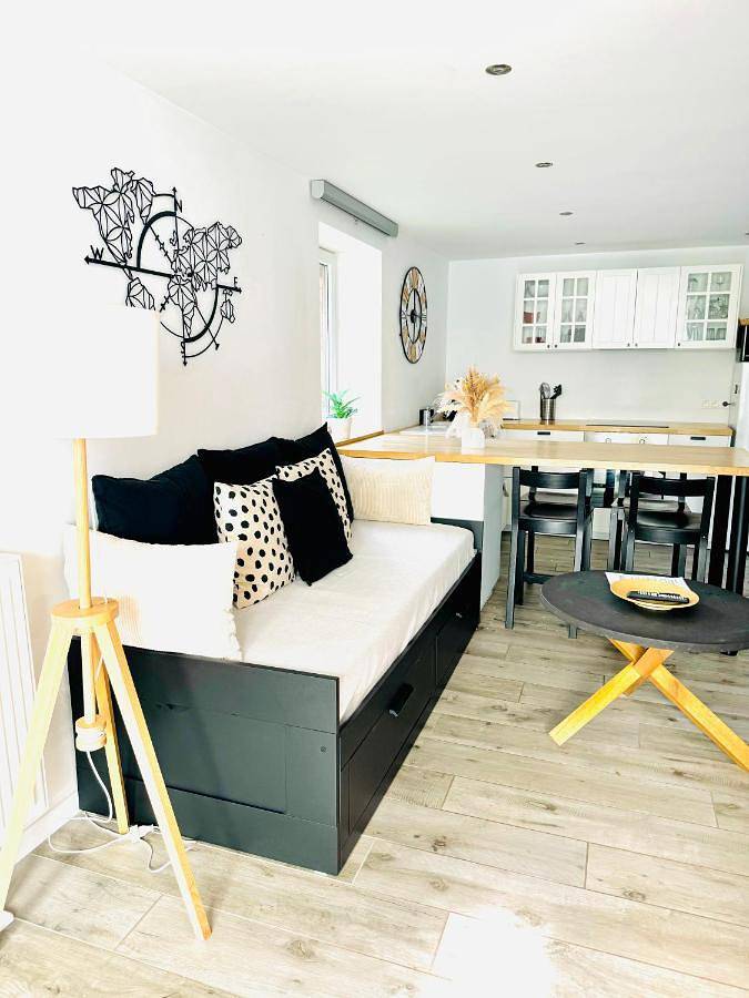 Location de vacances pour 6 personnes, avec terrasse et jardin dans Petit Coo