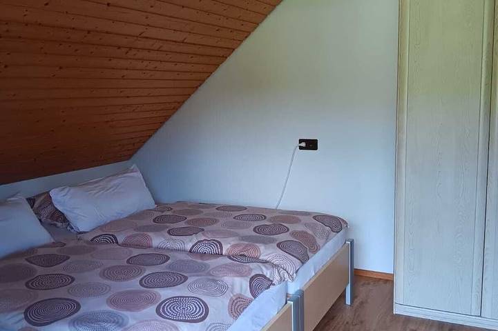 Ganze Wohnung, Schöne, große, komfortable Ferienwohnung zum Wohlfühlen (Wie zu Hause). in Dachsberg, Südschwarzwald