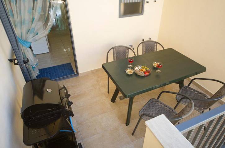 Gîte pour 4 personnes, avec balcon à San Giljan - 3