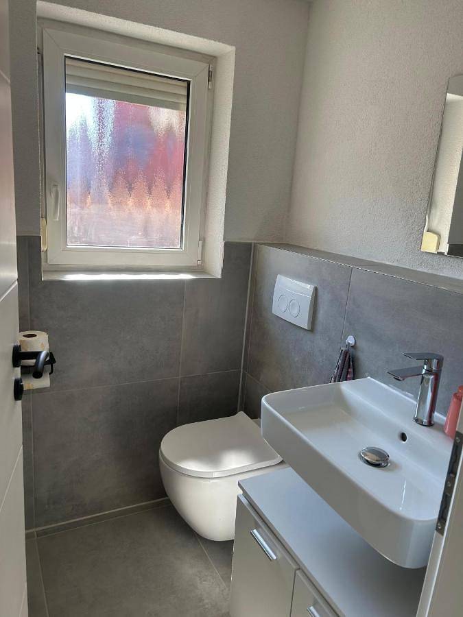 Gîte pour 5 personnes, avec terrasse ainsi que vue et jardin, animaux acceptés à Brackenheim - 3