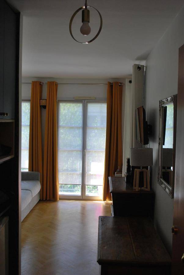 Gîte pour 2 personnes, avec terrasse à Le Plessis-Robinson - 4