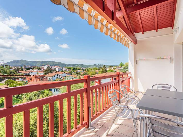 Appartement de vacances pour 4 personnes, avec piscine et balcon - 1