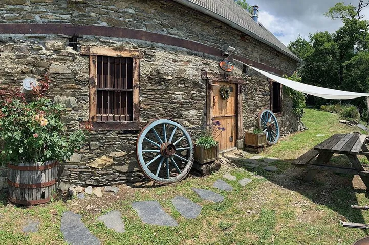 Gîte pour 6 personnes, avec jardin et terrasse - 1
