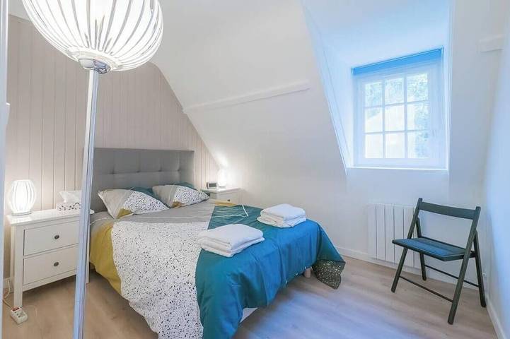 Location de vacances pour 10 personnes, avec balcon et jardin à Houlbec-Cocherel - 4