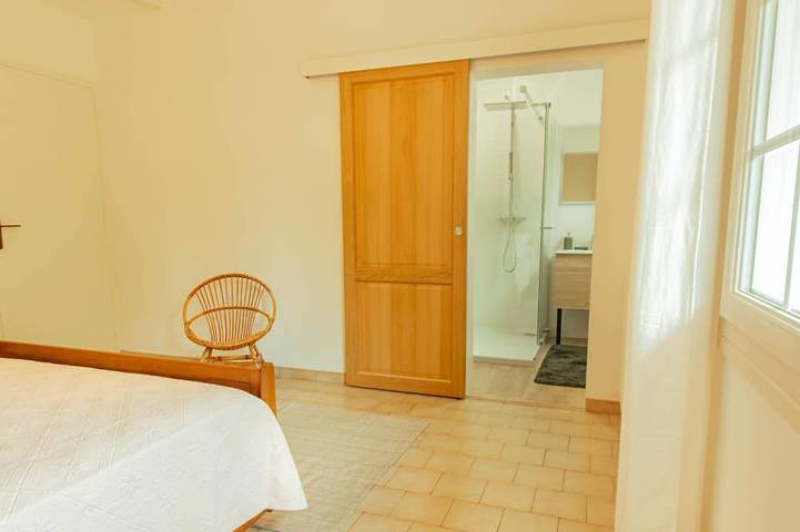 Location de vacances pour 6 personnes, avec jardin et terrasse à Saint-Pierre-d'Eyraud - 4