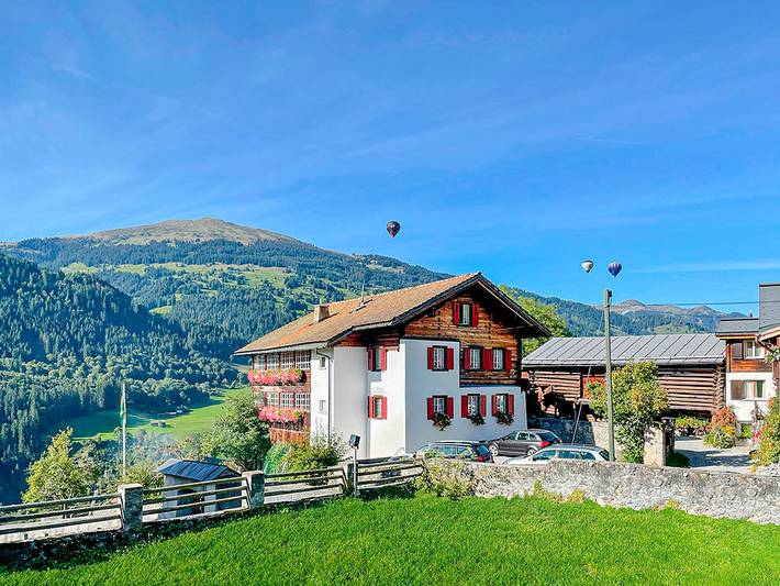 Ferienhaus für 26 Personen, mit Ausblick und Balkon