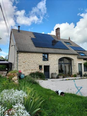 Chambre d’hôte pour 4 personnes, avec jardin et jacuzzi en Bourgogne-Franche-Comté