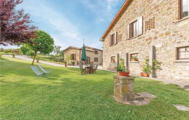 Gîte pour 6 personnes, avec piscine, animaux acceptés à Gubbio