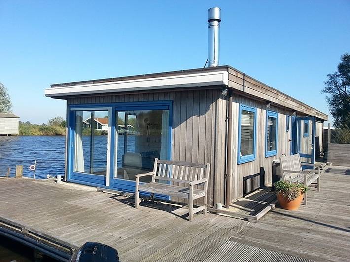 Vakantiehuis voor 6 personen, with Balkon/Terras and Terras as well as Tuin in Friesland