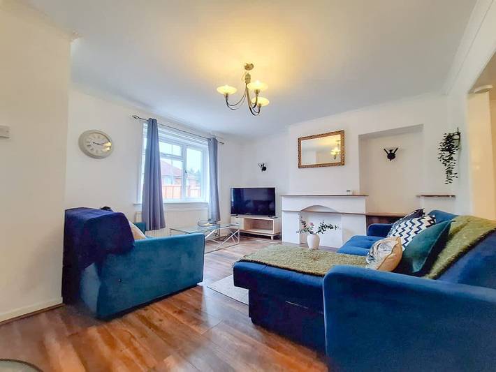 Vacation rental for 7 people, with yard in Bristol