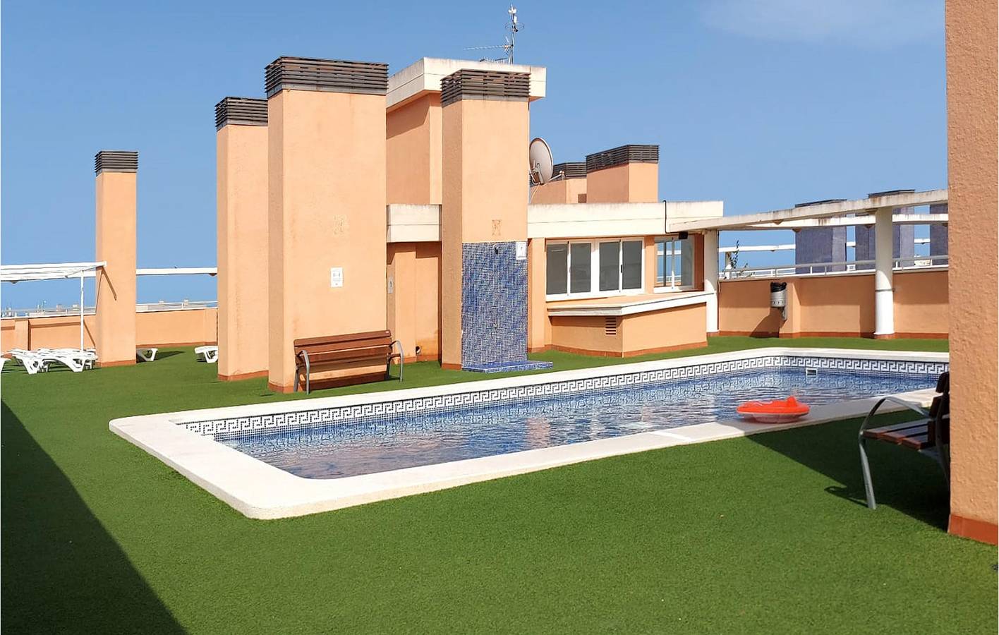 Apartamento vacacional entero, Acogedor Apartamento de 70m2: Parking, AC, Piscina, Terraza y WiFi - 900m a Cala del Retor in Playa Morro de Gos, Oropesa del Mar