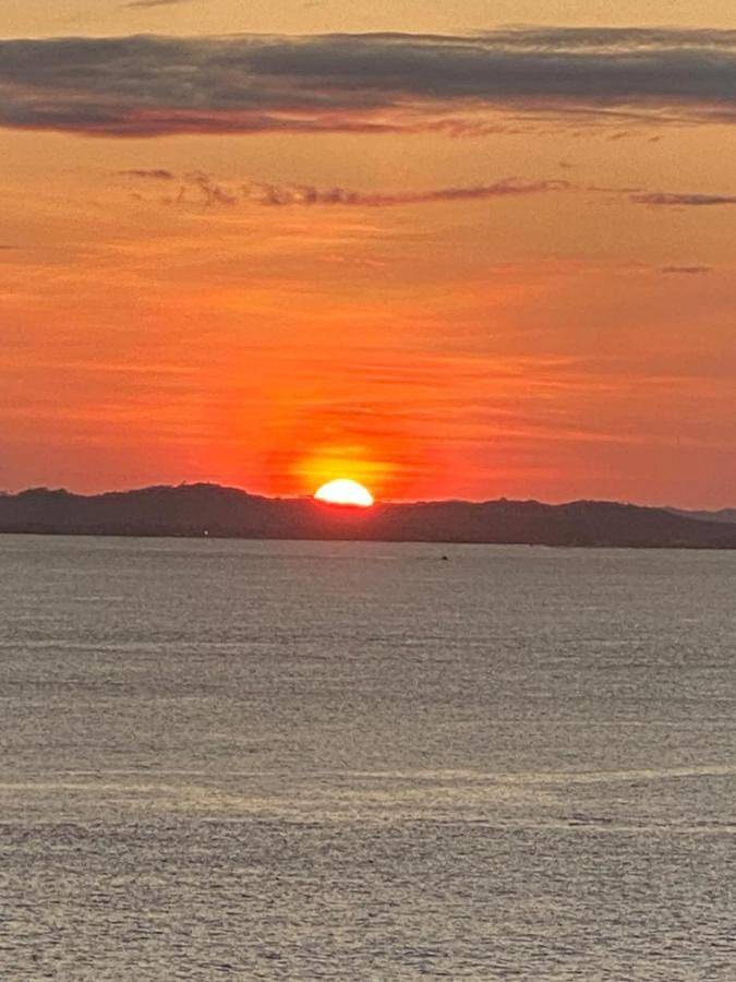 Aparthotel para 6 personas, con vistas y jardín además de piscina y balcón - 1