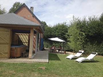 Maison de vacances pour 2 personnes, avec jacuzzi et jardin dans l' Aisne