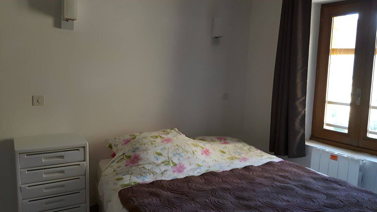 Location saisonnière d'un T2 in Montbrun-les-Bains, Région de nyons