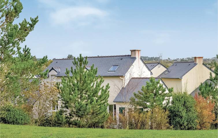 Location de vacances pour 4 personnes, avec terrasse et piscine à Crozon - 2