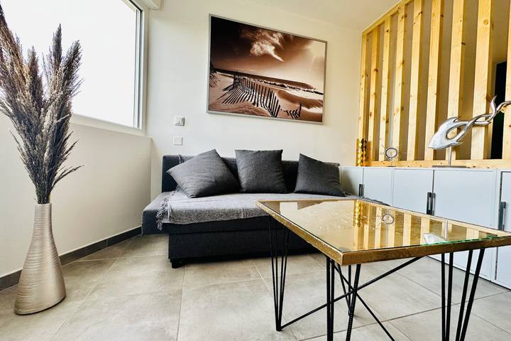 Gîte pour 2 personnes, avec terrasse dans Plage Rive Droite - 3