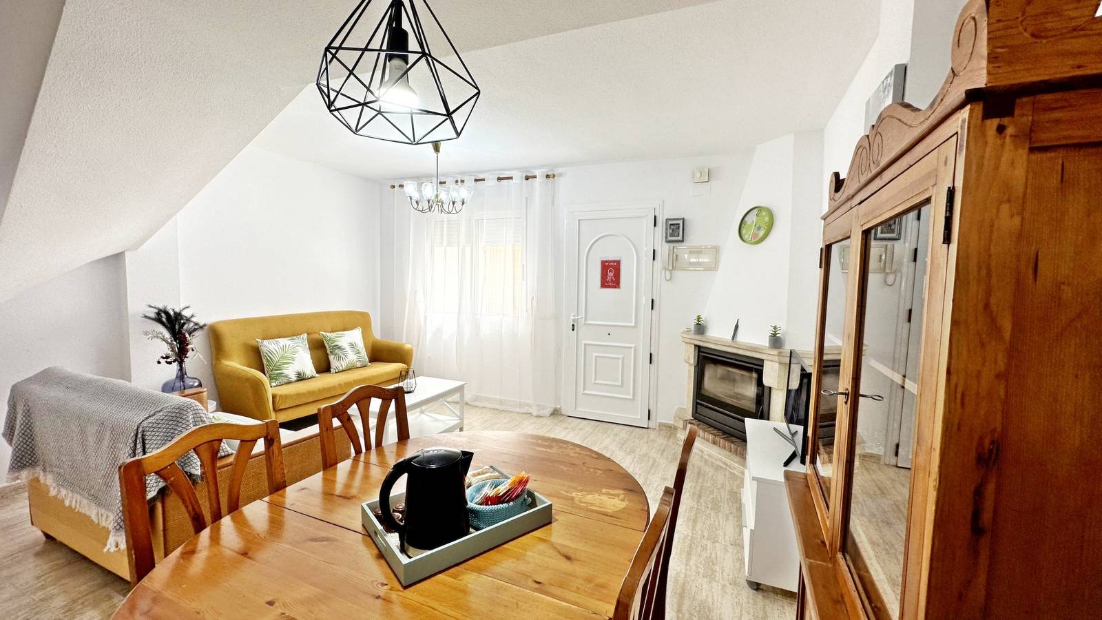 Appartamento intero, Appartamento vacanze per 6 persone con balcone in Oliva, Costa Blanca