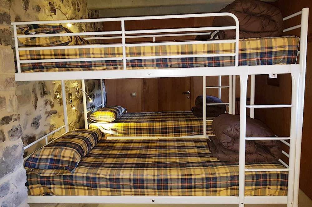 ¡Entorno único, en paraje natural impresionante! in Montagut y Oix, Garrotxa