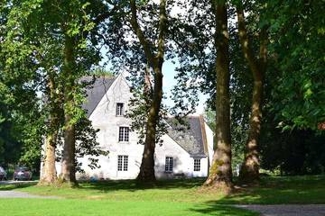 Maison de vacances pour 15 personnes, avec jardin et piscine en Indre-et-Loire