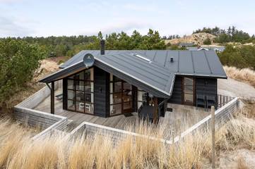 Ferienhaus für 8 Personen, mit Whirlpool und Sauna sowie Terrasse in Hvide Sande