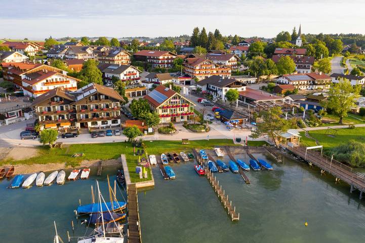 Pension für 2 Personen, mit Garten und Balkon sowie Seeblick und Sauna, kinderfreundlich am Chiemsee - 4