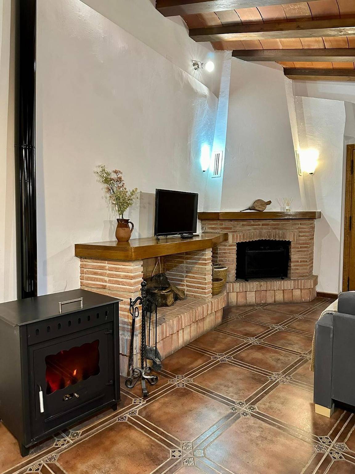Appartement entier, Appartement 'La Tercia 1' avec Wi-Fi et climatisation in Benizar, Moratalla
