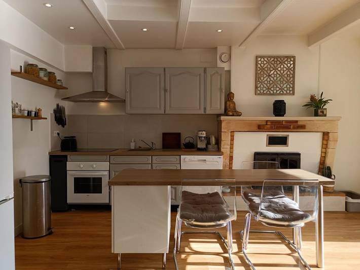 Location de vacances pour 5 personnes, avec jardin et terrasse à Vérines - 2