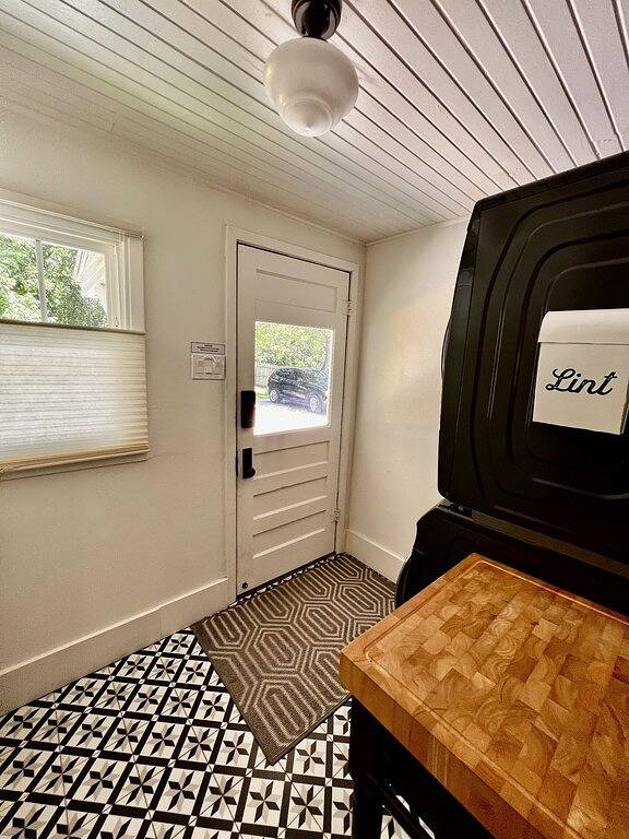 Gehen Sie zu Twu! Schiffchen Cottage, Denton Square, Unt in Denton, Denton County