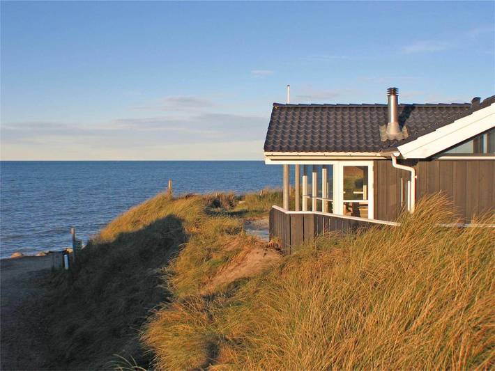 Feriehus for 6 personer, med jacuzzi og terrasse i Lønstrup