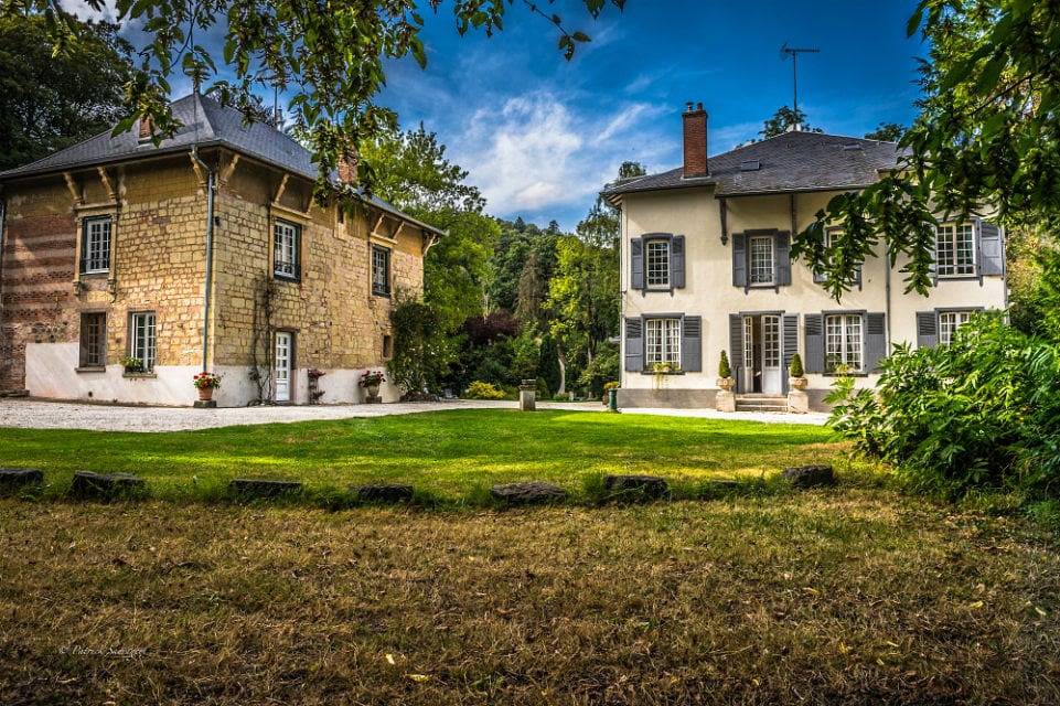 Villa les Roses - Rose Poudrée in Sainte-Menehould, Marne