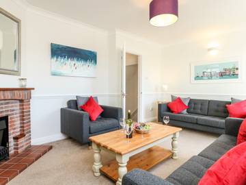 Log Cabin for 6 People in Weymouth, Jurassic Coast, Photo 3