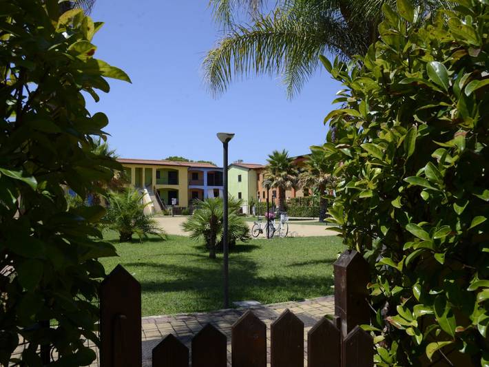 Appartamento intero, Wohnung 'Artemide' mit Infinity-Pool in Policoro, Golfo di Taranto