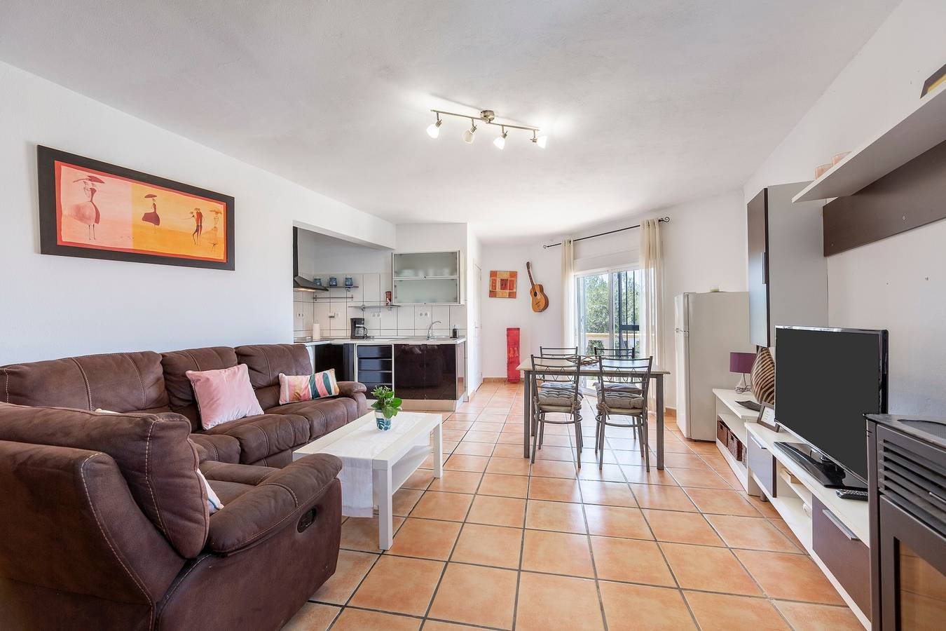 Casa vacanze 'Vista al Mar Ainara' con vista mare, piscina condivisa e Wi-Fi in Castell del Rey, Almería