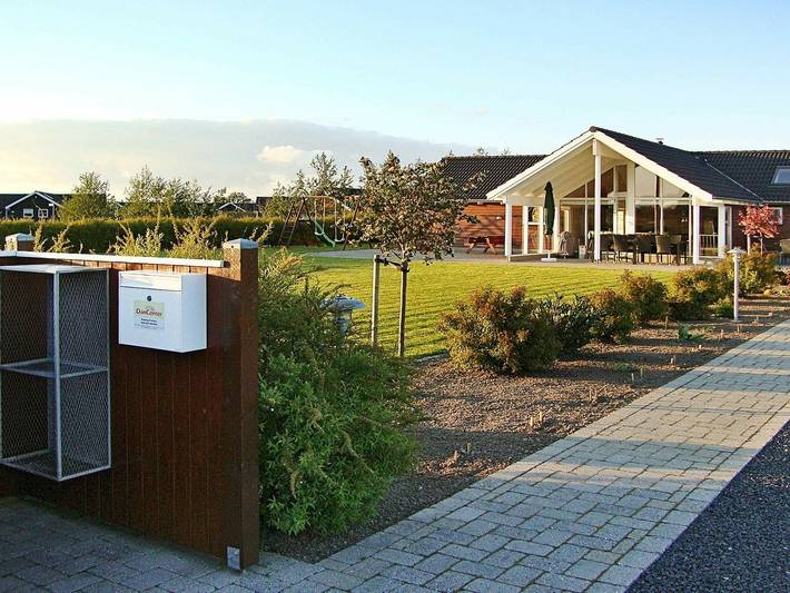 Casa de vacaciones para 10 personas, con terraza y jacuzzi además de jardín y sauna, Familias con niños - 1