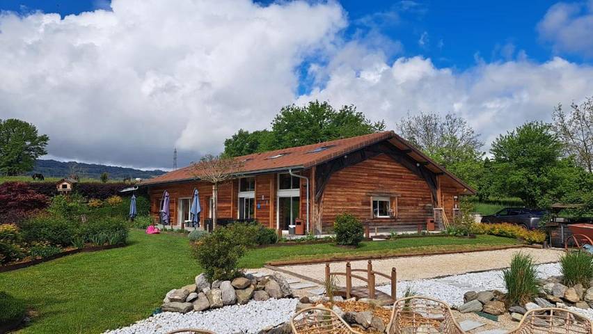 Gîte pour 2 personnes, avec jardin dans Cornier - 3