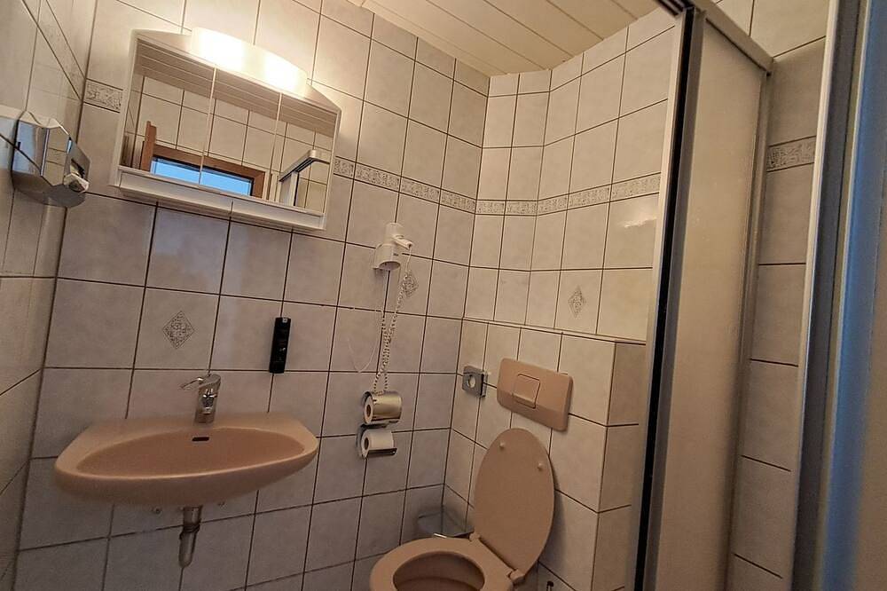 Komfortables und vielseitiges Zimmer –Perfekt für Erholung, Arbeit und Austausch in Züschen, Winterberg