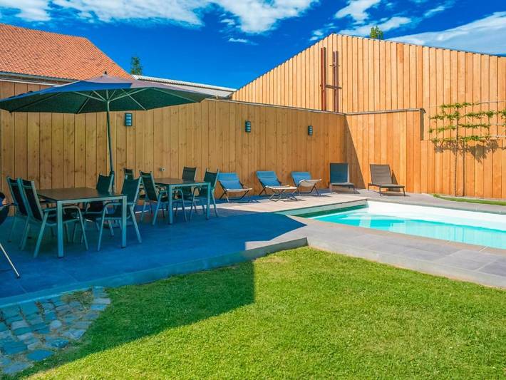Location de vacances pour 12 personnes, avec piscine et jardin ainsi que sauna et terrasse à Limbourg - 4